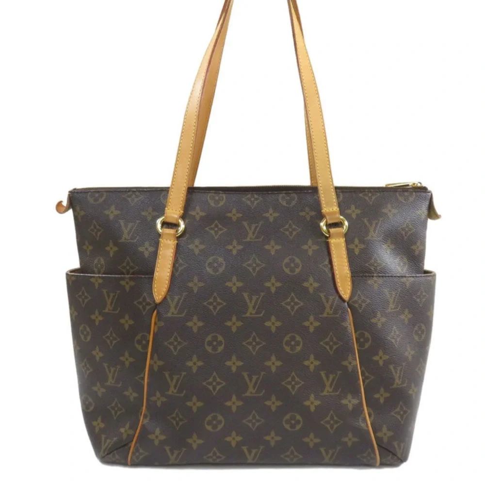 Louis Vuitton Totally MM Tote Bag - Picture 2 of 16